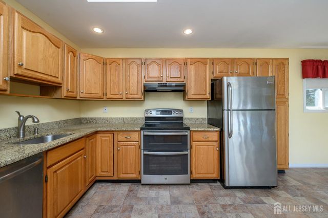 106 Throckmorton Lane, Old Bridge, NJ 08857