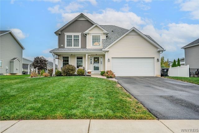 124 Avian Way, Lancaster, NY 14086