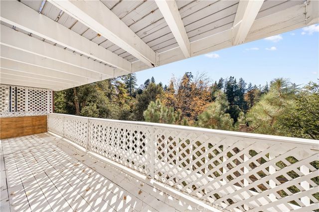 746 Arth Drive, Crestline, CA 92325