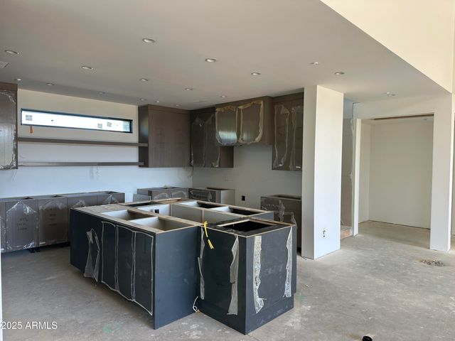 10023 E FILAREE Lane, Scottsdale, AZ 85262