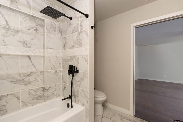 1722 N Hill Ave, Tyler, TX 75702