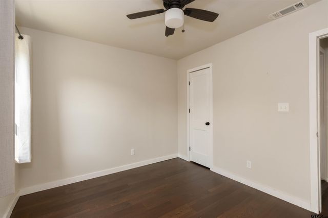 1722 N Hill Ave, Tyler, TX 75702