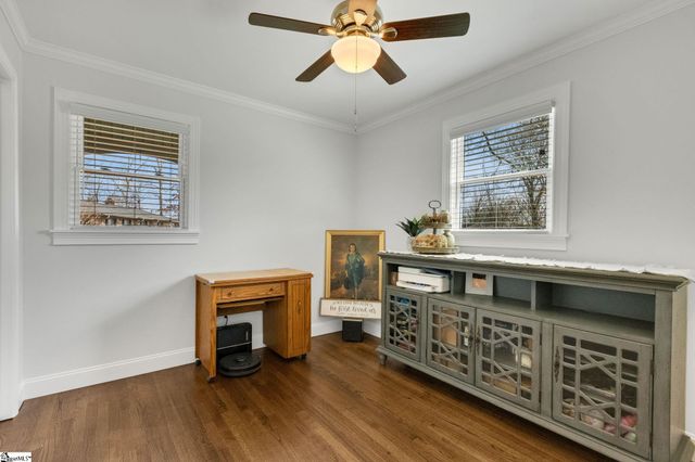 10 Elmwood Drive, Taylors, SC 29687