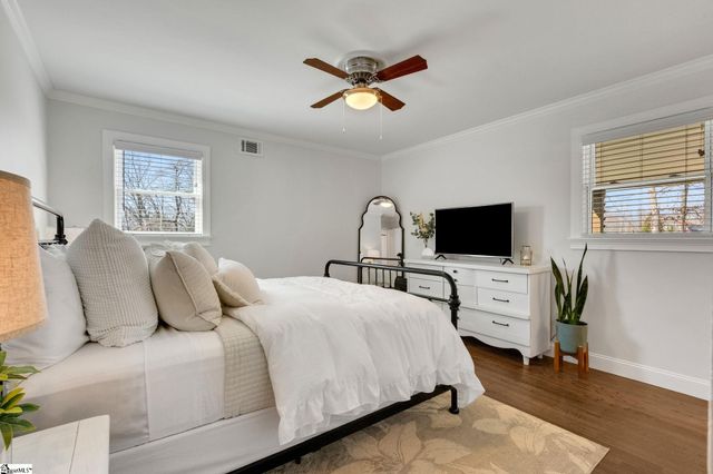 10 Elmwood Drive, Taylors, SC 29687