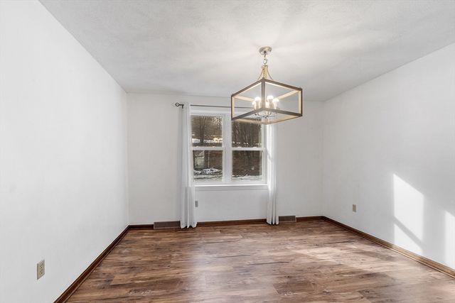 103 Pondview Pl 103, Tyngsborough, MA 01879