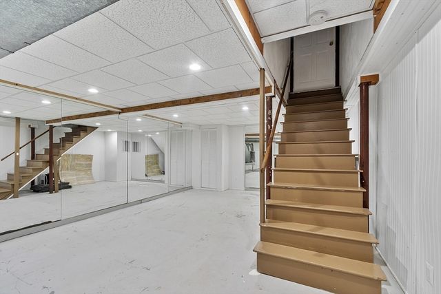 103 Pondview Pl 103, Tyngsborough, MA 01879