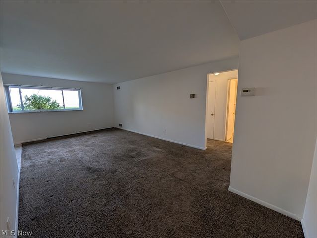 21801 River Oaks Drive A2, Rocky River, OH 44116