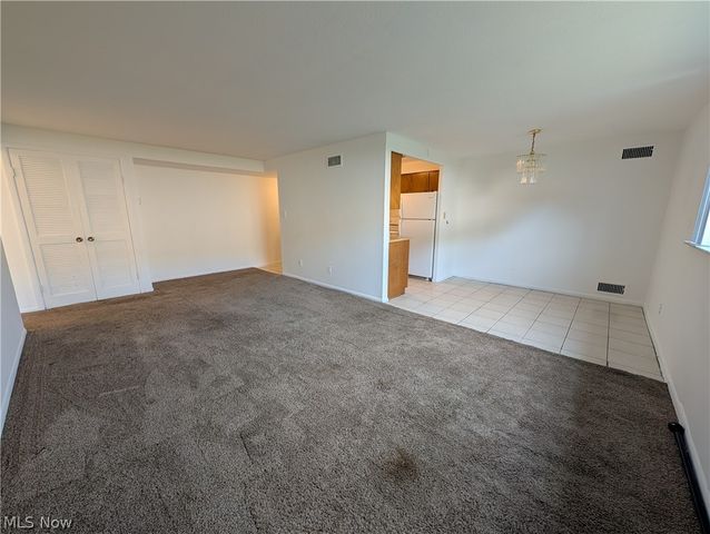21801 River Oaks Drive A2, Rocky River, OH 44116