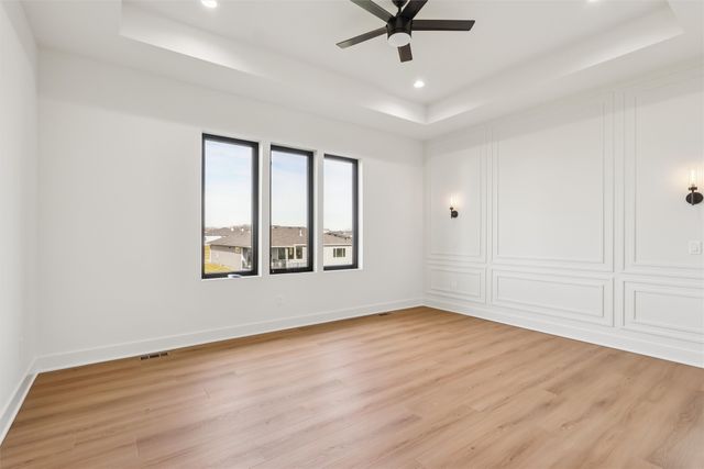 18297 Alderleaf Drive, Clive, IA 50325