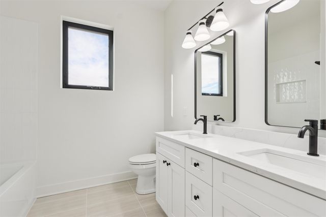 18297 Alderleaf Drive, Clive, IA 50325