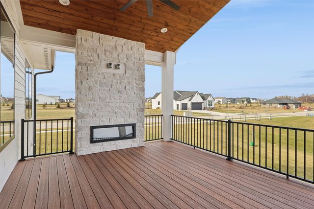 18297 Alderleaf Drive, Clive, IA 50325