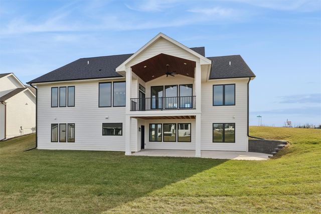 18297 Alderleaf Drive, Clive, IA 50325