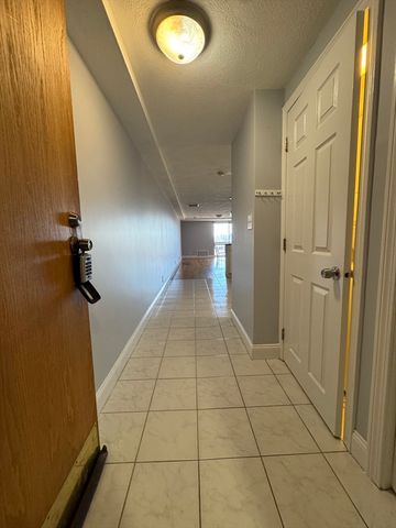 205 Ferry St 408, Everett, MA 02149