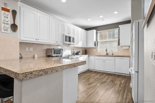 10240 Daybreak Ln 2, Santee, CA 92071