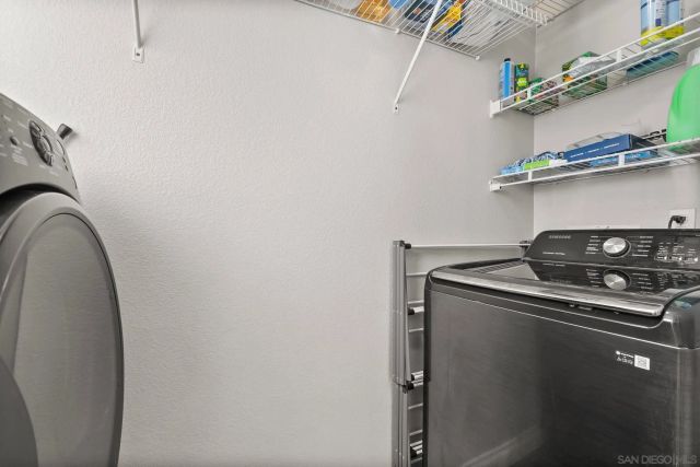 10240 Daybreak Ln 2, Santee, CA 92071