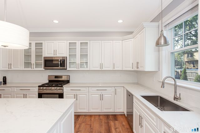 135 Grace Street, Fairfield, CT 06825