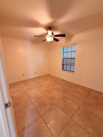 407 E 45th ST 104, Austin, TX 78751