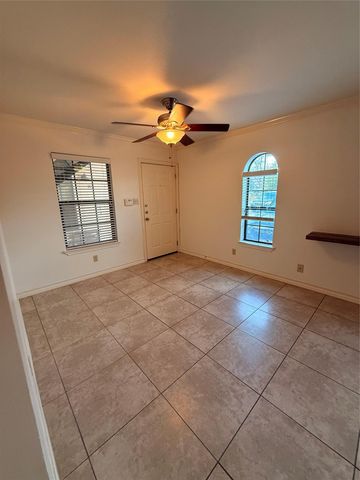 407 E 45th ST 104, Austin, TX 78751