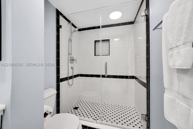 1450 Brickell Bay Dr 511, Miami, FL 33131