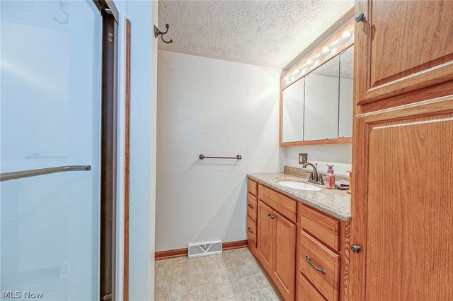 122 Brockton Road, Steubenville, OH 43953