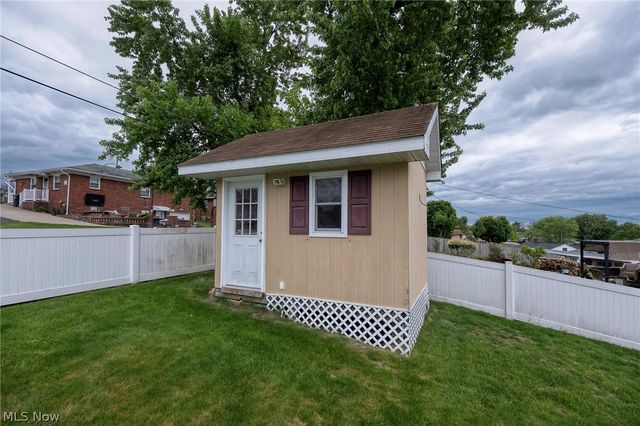 122 Brockton Road, Steubenville, OH 43953