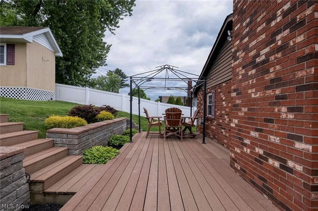 122 Brockton Road, Steubenville, OH 43953