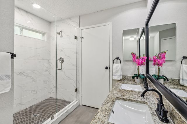 849 N Riverside Drive, Grapevine, TX 76051