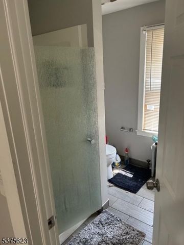 21 Second St, Somerville Boro, NJ 08876