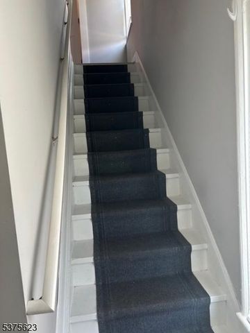 21 Second St, Somerville Boro, NJ 08876