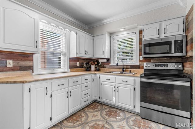 1311 Rock Road, De Soto, MO 63020