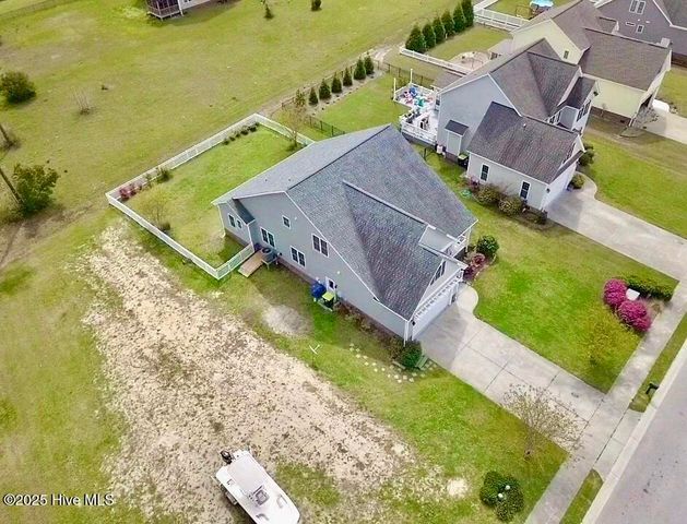 1206 Hidden Cove Avenue, Morehead City, NC 28557