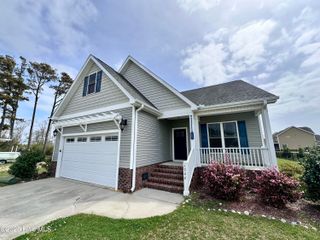 1206 Hidden Cove Avenue, Morehead City, NC 28557