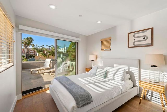 53 Sapphire, San Diego, CA 92109