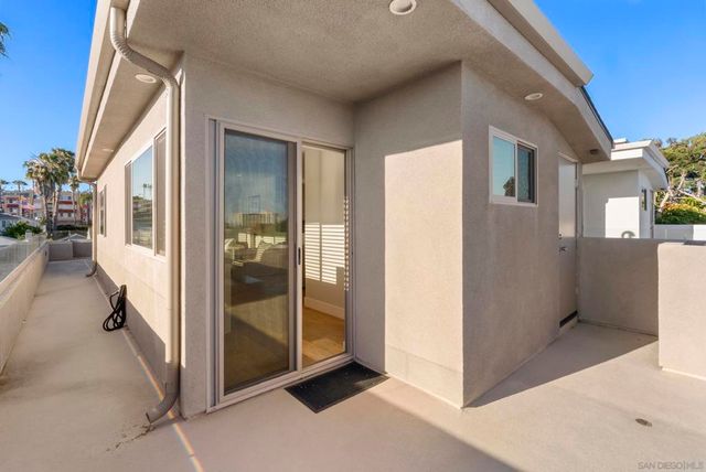 53 Sapphire, San Diego, CA 92109
