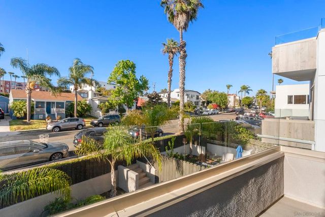 53 Sapphire, San Diego, CA 92109