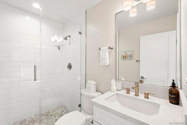 53 Sapphire, San Diego, CA 92109