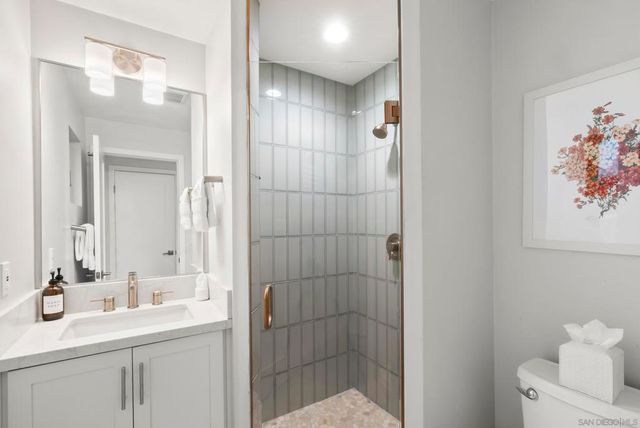 53 Sapphire, San Diego, CA 92109