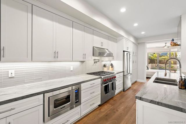 53 Sapphire, San Diego, CA 92109
