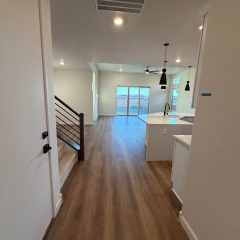 2419 Marble Avenue NE, Rio Rancho, NM 87144