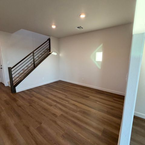 2419 Marble Avenue NE, Rio Rancho, NM 87144