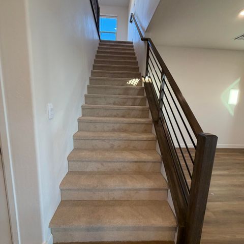 2419 Marble Avenue NE, Rio Rancho, NM 87144