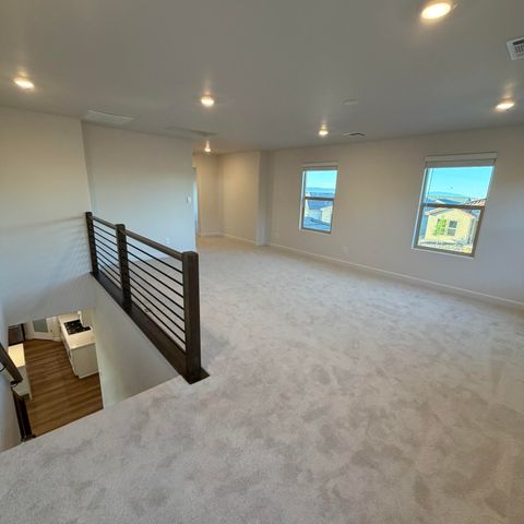 2419 Marble Avenue NE, Rio Rancho, NM 87144