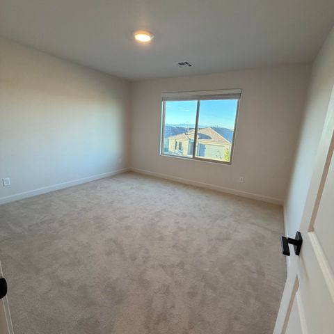 2419 Marble Avenue NE, Rio Rancho, NM 87144
