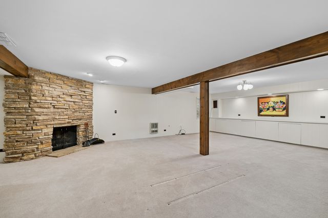 59 Cedar Ridge, Lake Barrington, IL 60010