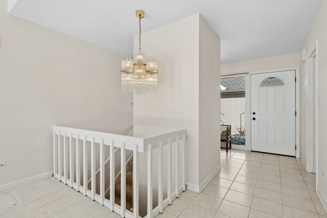 59 Cedar Ridge, Lake Barrington, IL 60010