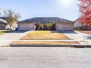 3007 Amberwood Avenue 2, Bentonville, AR 72713