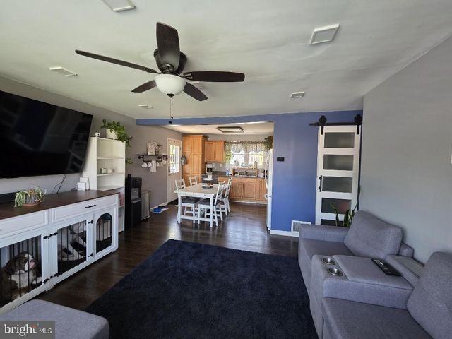320 E ROOSEVELT AVE, Middletown, PA 17057