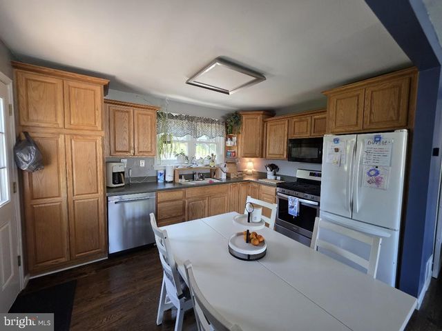 320 E ROOSEVELT AVE, Middletown, PA 17057