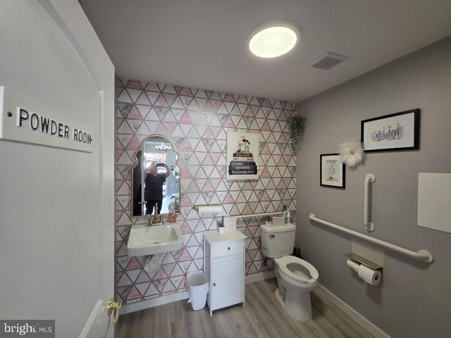 320 E ROOSEVELT AVE, Middletown, PA 17057