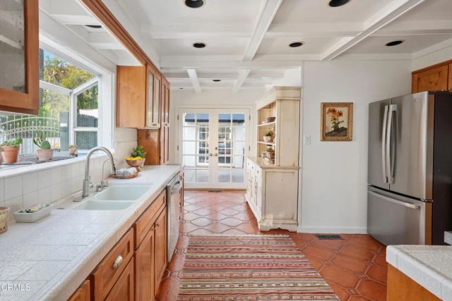 1334 Carmen Drive, Glendale, CA 91207